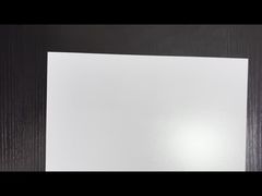 Vea por qué elegir láminas de tarjetas PET impresas con prensa offset o serigrafía