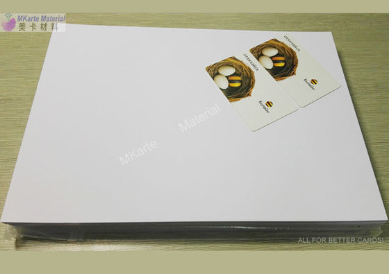 A4 Tamaño 0,15 mm Impresión a chorro de tinta Hoja de PVC Banco Blanco Materiales de producción de tarjetas