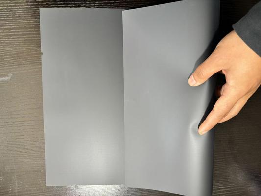 Material de tarjeta PET inteligente sin contacto personalizable con una durabilidad duradera para una gestión segura del acceso