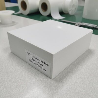 0.30mm espesor de offset Imprimible hoja de PVC para la producción de tarjetas bancarias