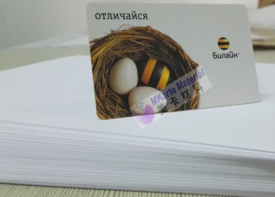 El Pvc imprimible del chorro de tinta lateral dual cubre la adherencia excelente de la tinta para Smart Card plástico