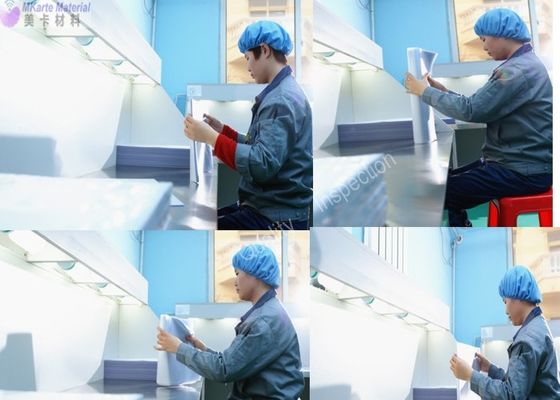 Película de superposición sin recubrimiento de tarjeta de PVC de declive lento utilizada para la laminación de hojas imprimibles offset