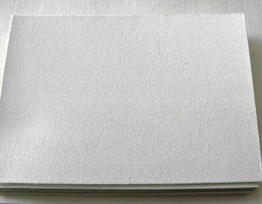 Adherencia laminada amortiguador de lana del cojín 80 N/Mm del fieltro para el proceso caliente de la prensa