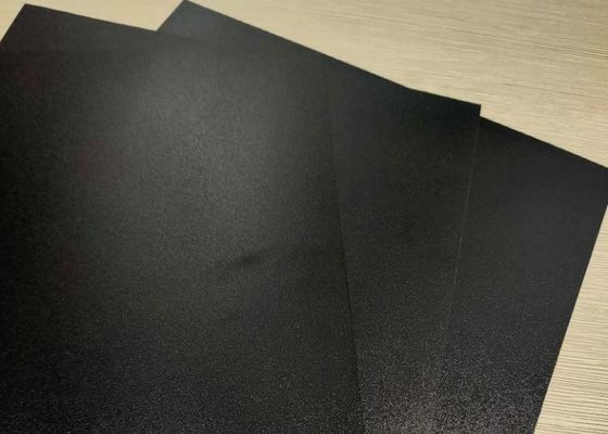 Hoja plástica de la base de Eco de la PC negra amistosa reflexiva del policarbonato para las tarjetas