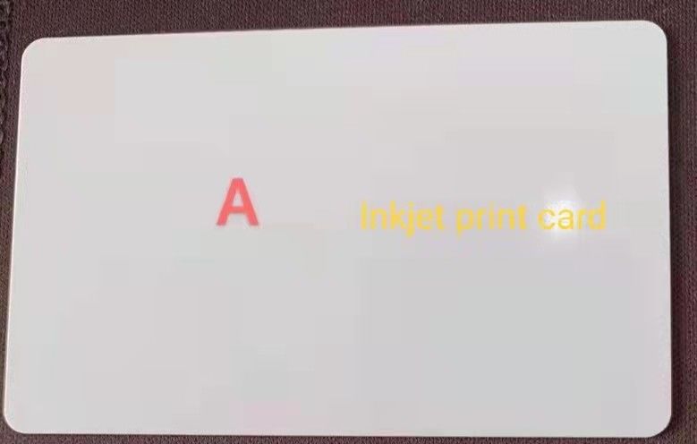 Impresión térmica de tarjetas en blanco de PVC Tarjeta en blanco Cr80 54*85.6mm Para la producción de tarjetas