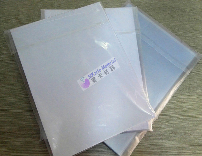 0.15mm-0.40mm PVC hoja de inyección de tinta Impresión offset Blanco Impresión digital Imprimible de PVC material de tarjeta bancaria